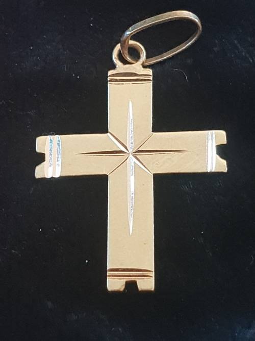 VERY CUTE 18CT GENUINE GOLD CROSS