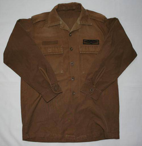 SADF NUTRIA BROWN SHIRT -- SIZE: MEDIUM -- PARABAT -- AS USED IN BUSH WAR