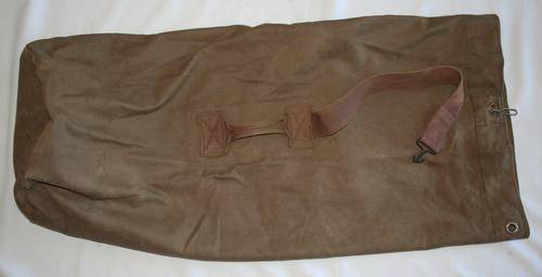 SADF-- EARLY TYPE CANVAS DUFFEL BAG -- BALSAK-- BUSH WAR ERA