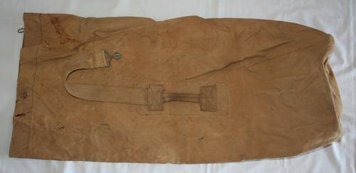 SADF-- EARLY TYPE CANVAS DUFFEL BAG -- BALSAK-- BUSH WAR ERA