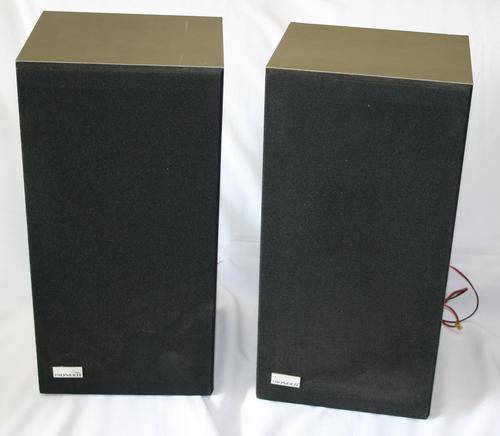 PIONEER RONDO SPEAKER PAIR -- 1980s VINTAGE