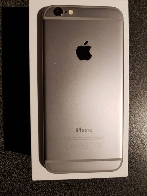 iPhone 6 16GB Space Grey - Great Condition!!!!