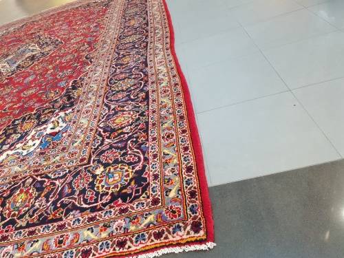 STUNNING USED FINE KASHAN CARPET 415 x 302 CM