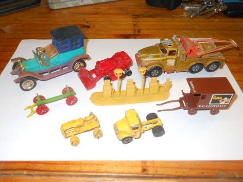 MATCHBOX  AND OTHER LOT FOR RESTORATION.