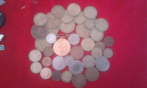 JOBLOT MIX COINS TOKENS AND MEDAL - see image