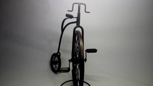 Model Penny Farthing Bicycle