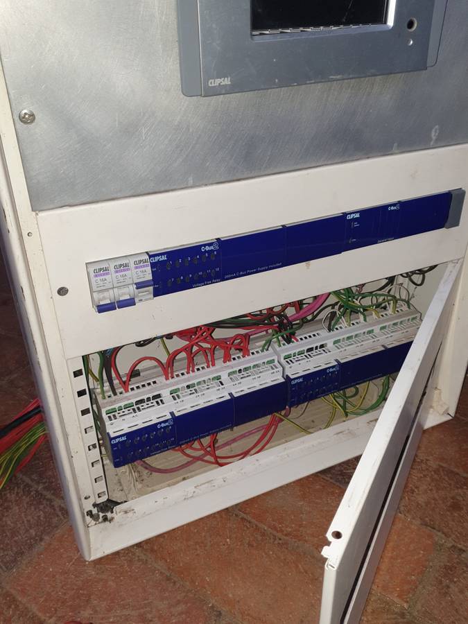 Clipsal C-touch Spectrum Colour Screen Controller