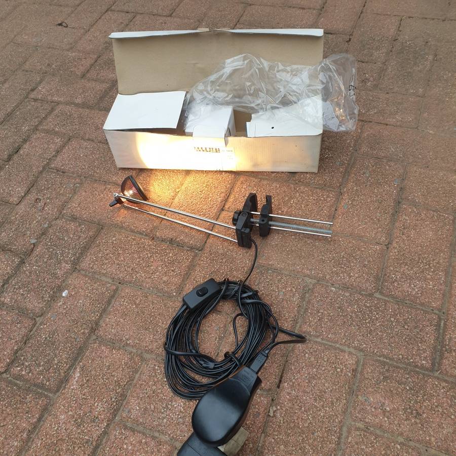 UNUSED Zebbies Designer Tilting Mountable Down Light In factory-soiled boxes  (BID PER LIGHT)!!!