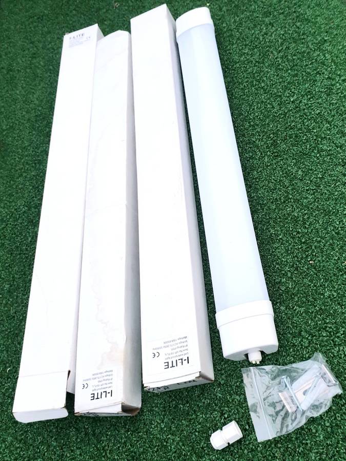 2FT Waterproof Light Tubes (BID PER TUBE)!!!