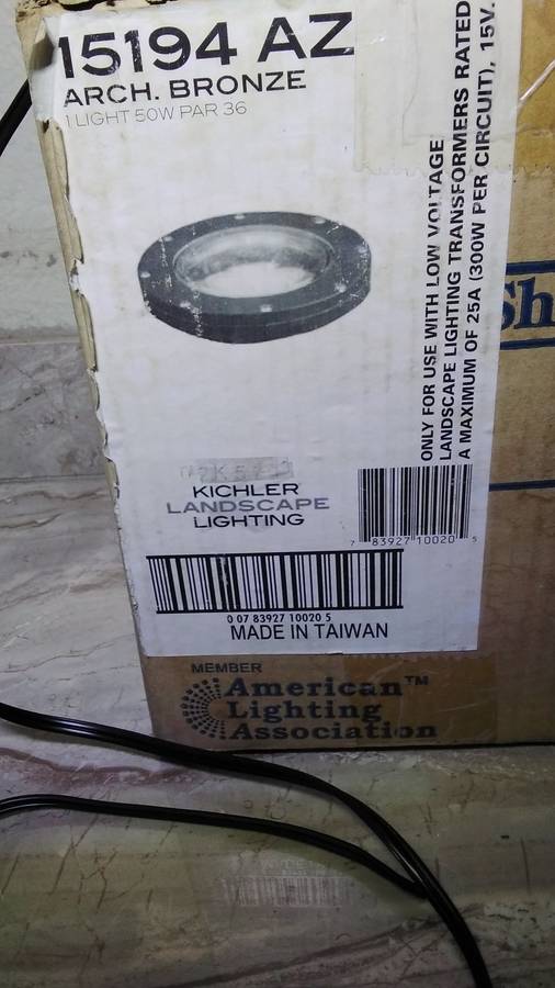UNUSED Kichler Landscape Arch Bronze 15194 AZ Light (BID PER LIGHT)!!!