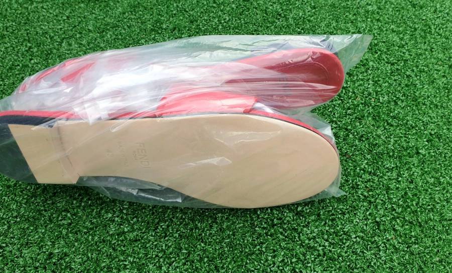 High-End Soft-Leather FENDI Italian Luxury Ladies Slip Sandals. Size SA 3 / (35 (UK) (NO BOX)