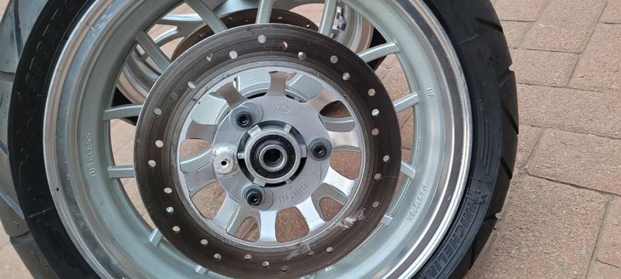 ALMOST NEW - 2x MICHELIN Pilot Sport Super Bike Rim, Tyre & Brake Disc 13/60-13  (Bid Per Lot)