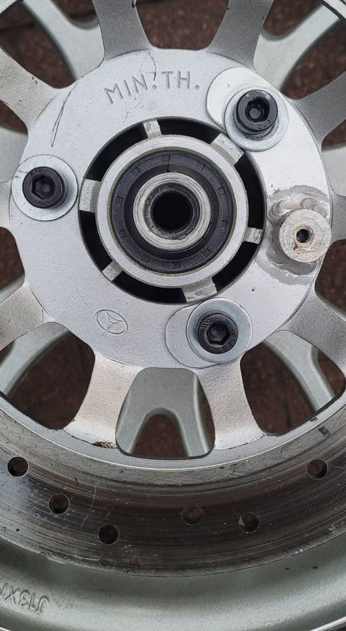 ALMOST NEW - 2x MICHELIN Pilot Sport Super Bike Rim, Tyre & Brake Disc 13/60-13  (Bid Per Lot)