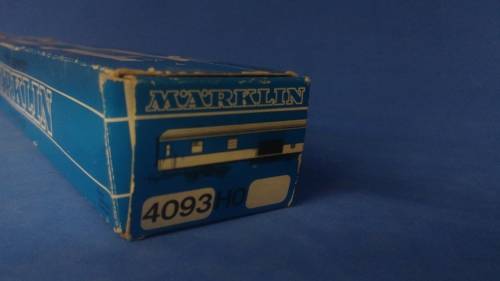 Marklin 4093 DB baggage coach