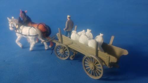 Preiser Farm wagon with sacks