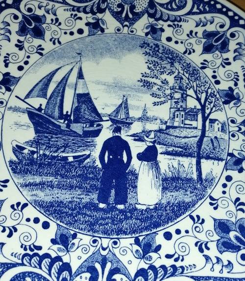 Vintage Delft plate