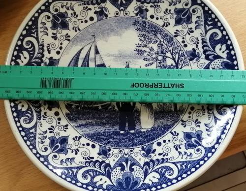 Vintage Delft plate