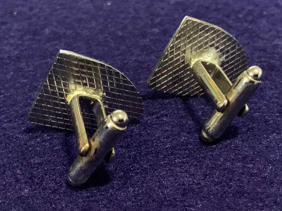 32 Battalion Black Colour Cufflinks - Pair - As New