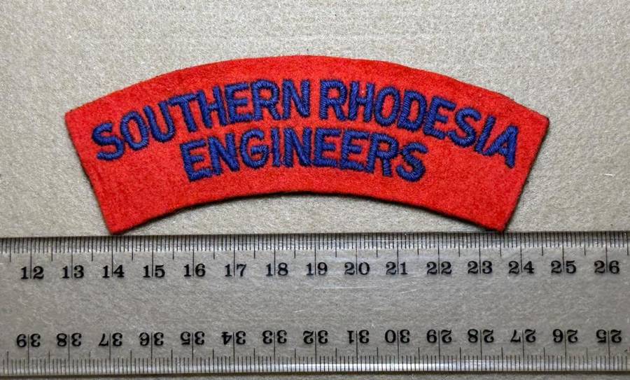 SOUTHERN RHODESIA ENGINEERS SHOULDER FLASH - BLUE ON RED