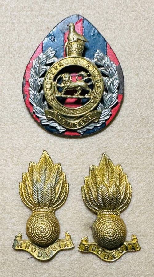 Rhodesian Corps of Engineers - SET COLLARS AND CAP ON FLASH WITH ZIM BIRD -Southern Rhodesia