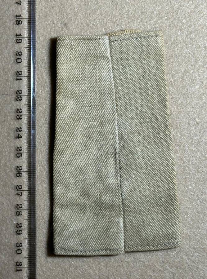 Rhodesian Forces - SINGLE CAPT RANK BOARDS/SLIP ONS WW2 WITH EMBROIDERED RHODESIA TITLE
