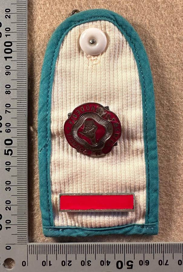 Rhodesia NURSING -EPPAULETTE  WITH RED BAR MEDICAL COUNCIL OF RHODESIA