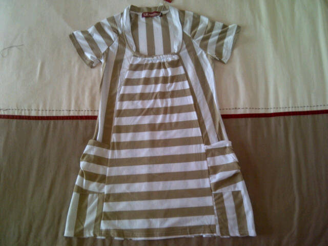 ***Cute White & Beige Striped Ladies Summer Dress with Front Pockets*** Small, Medium ONLY***