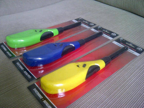 ***BBQ Gas Lighter***Ideal for Braai's, Charcoal or Gas*** BRAND NEW*** Yellow, Blue, Green***