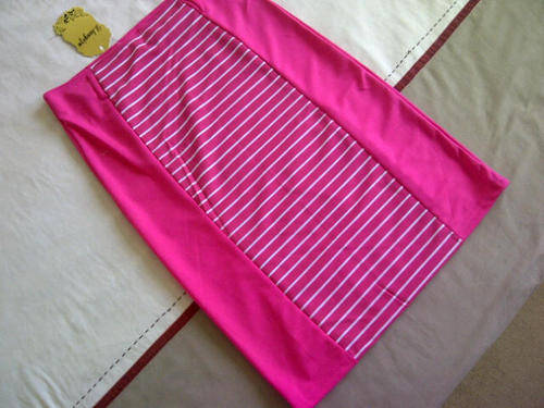 ***Cute & Funky Ladies Pink Skirt with belt***XL, XXL ONLY***Great for Summer***Brand New***