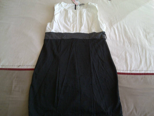 **Beautiful Ladies Warm White/Grey/Black Formal Dress**XXL**Last One**Stunning Design**