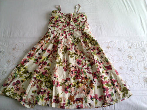 **Beautiful Ladies Short Strap Floral Summer Dress**2 Colours**M, L, XL, XXL, XXXL**STUNNING PIECE**