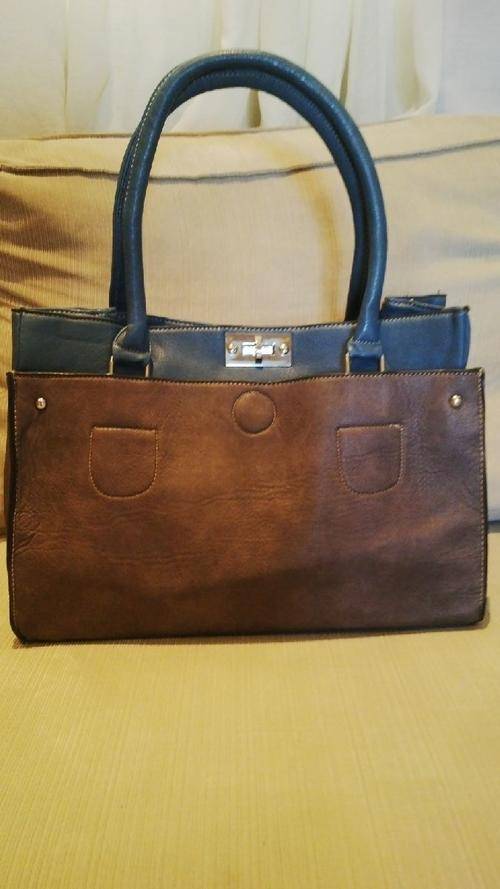 **Stunning Ladies Light Brown/Blue PU Leather Handbag With Beautiful Detail & Design**BRAND NEW**