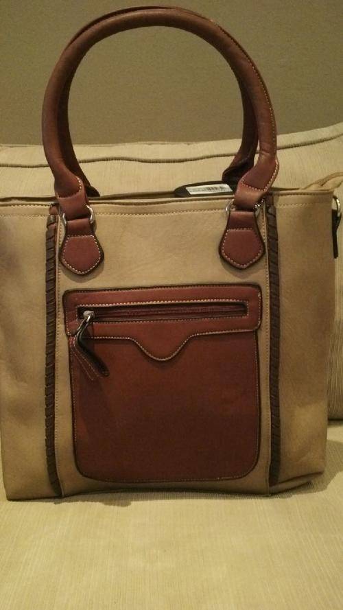 **Stunning Ladies PU Leather Handbag With Beautiful Detail & Design**5 Colours Avail**BRAND NEW**