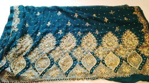 **BEAUTIFUL LADIES SARIE**GREEN/GOLD**STUNNING COLOUR***DONT PAY R1000 & MORE***