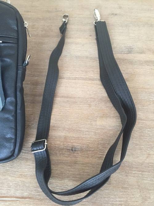 ***Stunning Hand Made Full Grain Cow Soft Leather Laptop  Bag***BLACK***Beautiful***