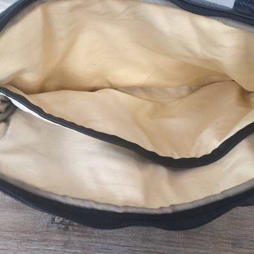 ***Stunning Hand Made Full Grain Cow Soft Leather Laptop  Bag***BLACK***Beautiful***