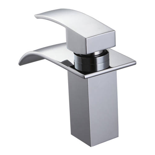 ***STUNNING***Italian Curve Design Square Bathroom Faucet Tap ***BRAND NEW***