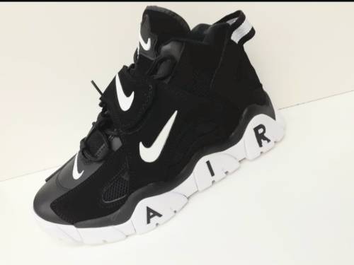 Nike Men's Air Barrage Mid black /white  Sneaker