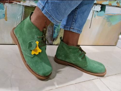 Green  Safari`s SA size 8