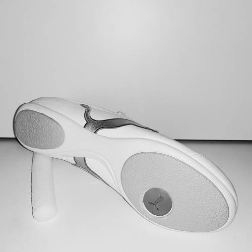 Original ladies Puma sneakers.  SA size 6