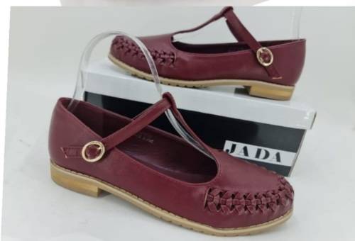 Jada ladies shoes. SA size 6.
