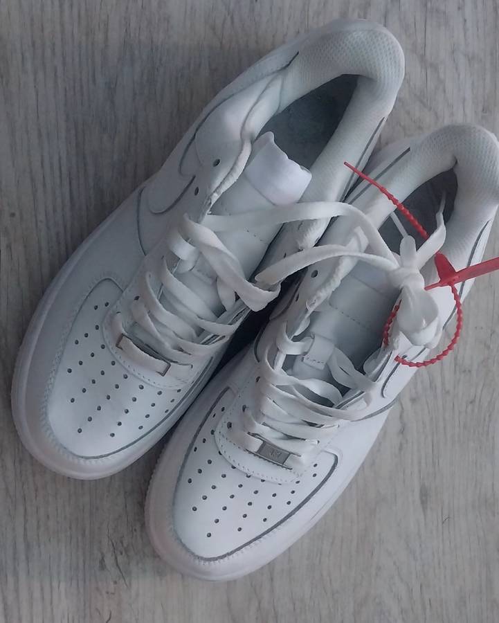 Men fashion sneakers