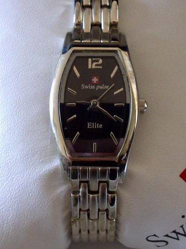 Brand New Ladies Swiss Pulse Designer Bracelet Watch - Black Face & Silver strap