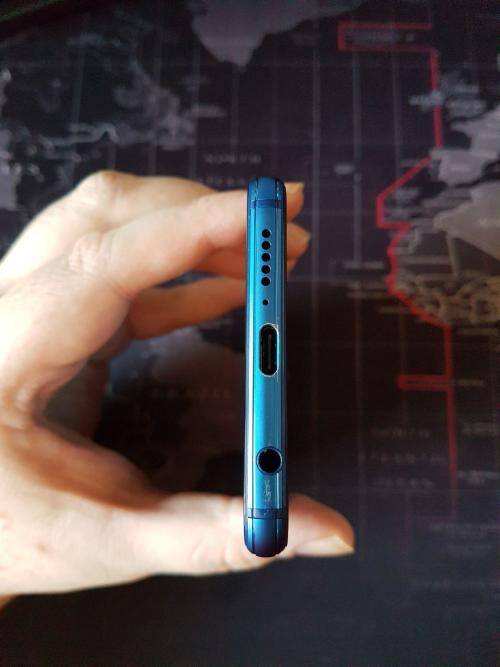MEGA DEAL! Huawei P20 lite Blue