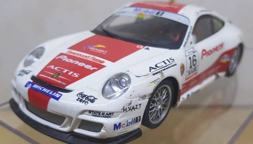 Ninco 1:32 Pioneer Porsche 997 No.16 Slot Car