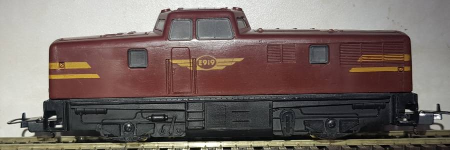 LIMA #8010 SAR/SAS HO E919  Diesel Locomotive