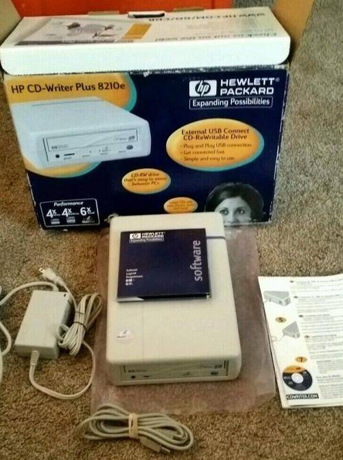 HP CD-Writer Plus 8210e External CD Burner 4x 4x 6x speed USB Drive
