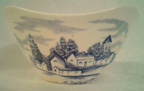 Midwinter Stylecraft Sugar Bowl (Please read full description)