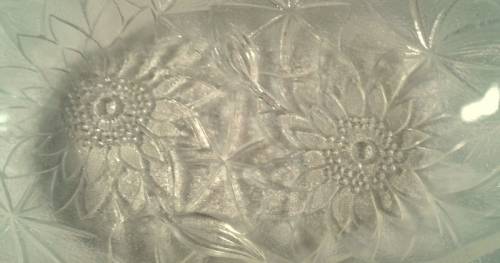 Pretty pressed glass handled vintage biscuit or snack dish