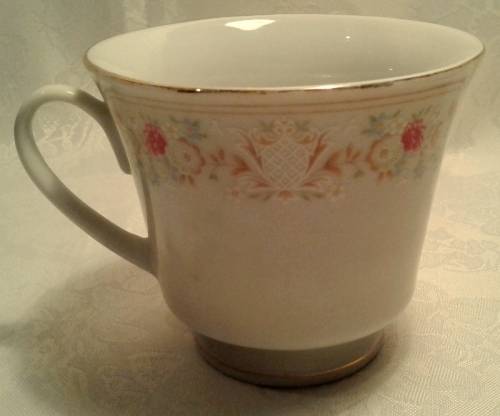 Vintage Albert Fine China, Made in China Duo
